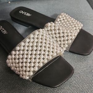 Women's Black Pearl Embellished Slides